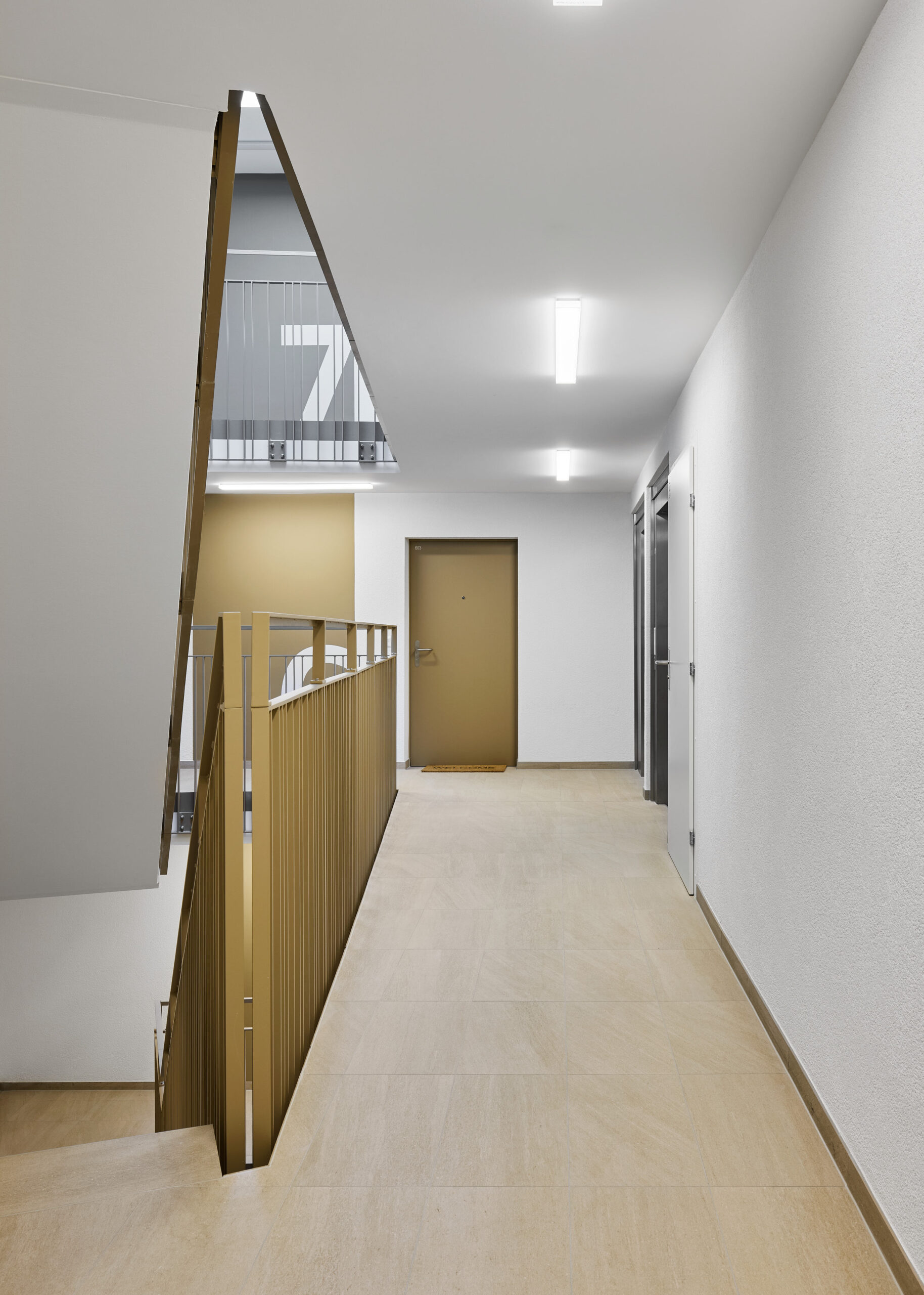 Gland – Combe 24 – 604 – 4000px – 12